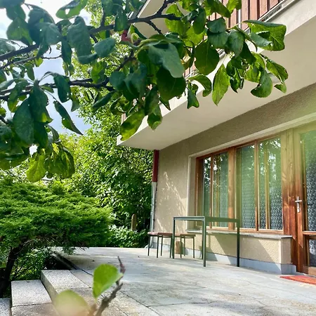 公寓 S Terasou Lysa